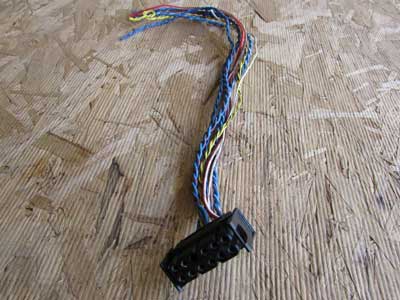 BMW 12 Pin Connector with Pigtail 1378138